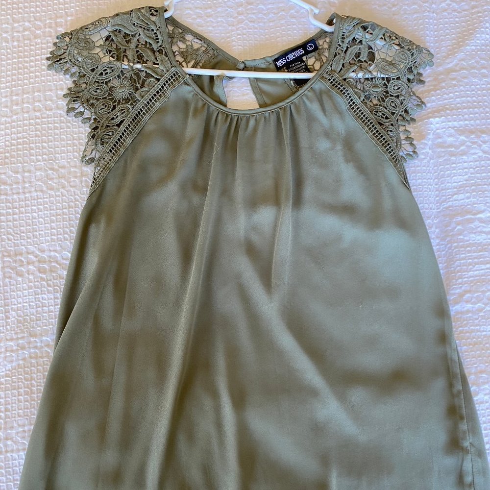 Flowy Army Green Tank